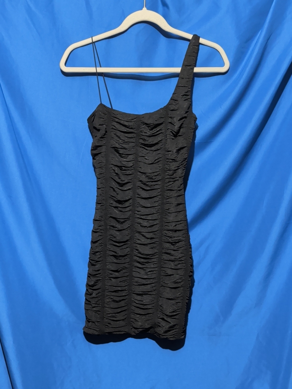 Windsor Black One-Shoulder Ruched Bodycon Mini Dress